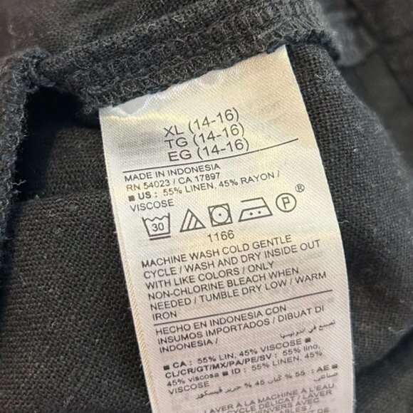 Old Navy Linen-Blend Ruffled One-Shoulder Romper Shorts Black - Picture 6 of 6